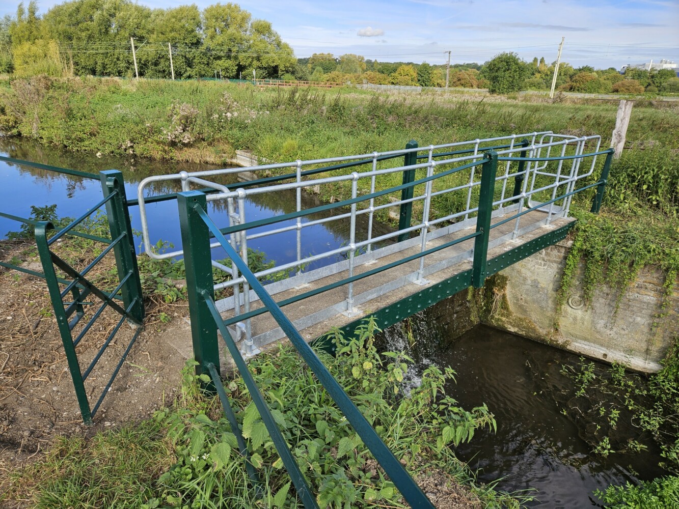 New River White House Sluice Gate, Hertfordshire