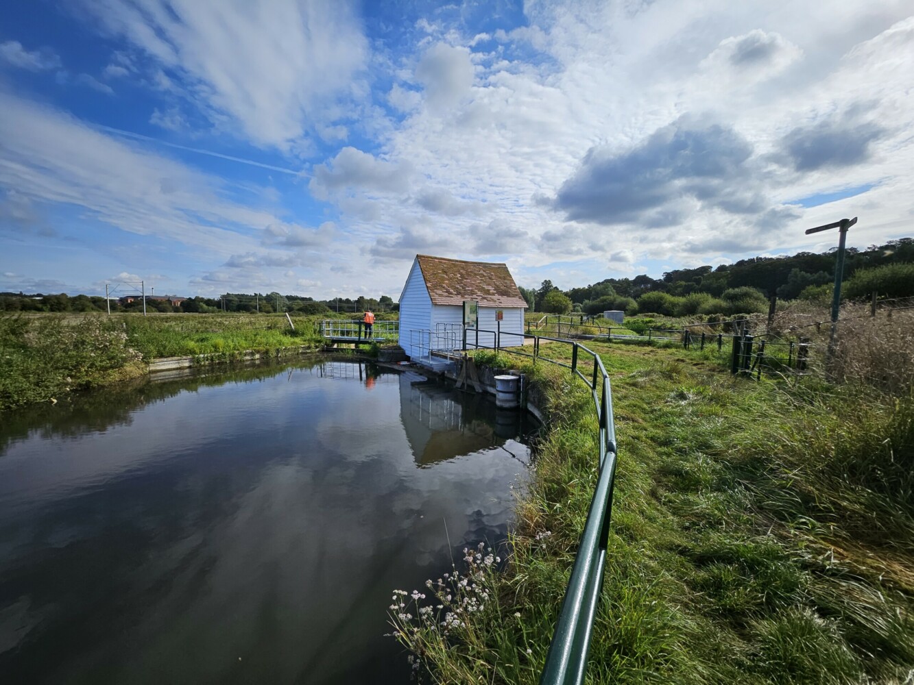 New River White House Sluice Gate, Hertfordshire