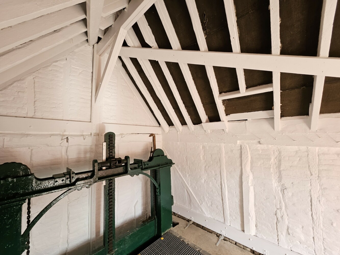 New River White House Sluice Gate, Hertfordshire