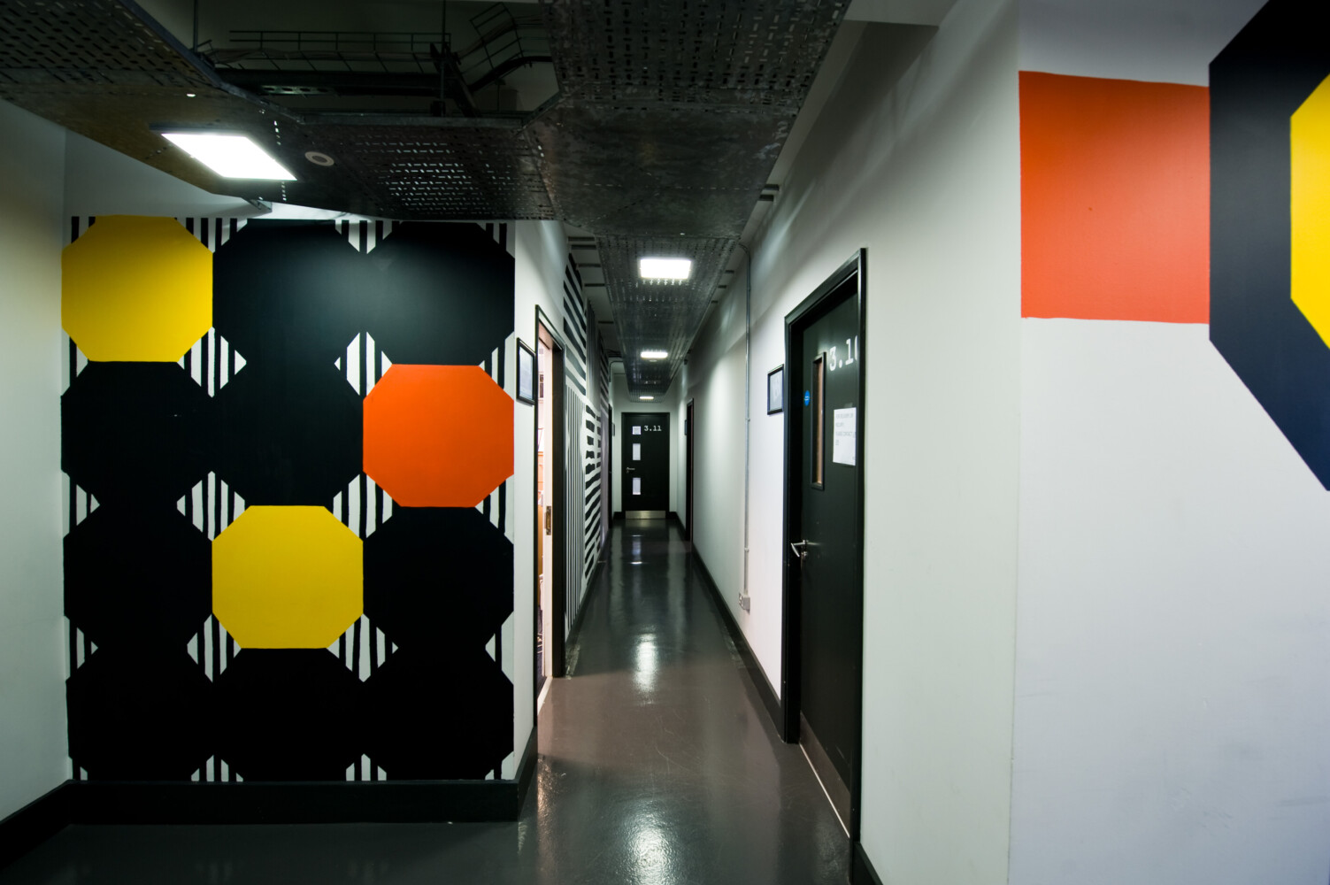 E1 Business Centre