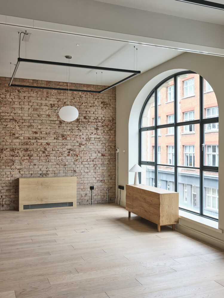 15 Rathbone Street, London